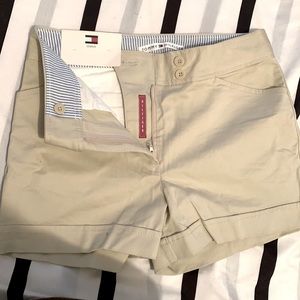 Tommy Hilfiger- Khaki Shorts (Stretchy)